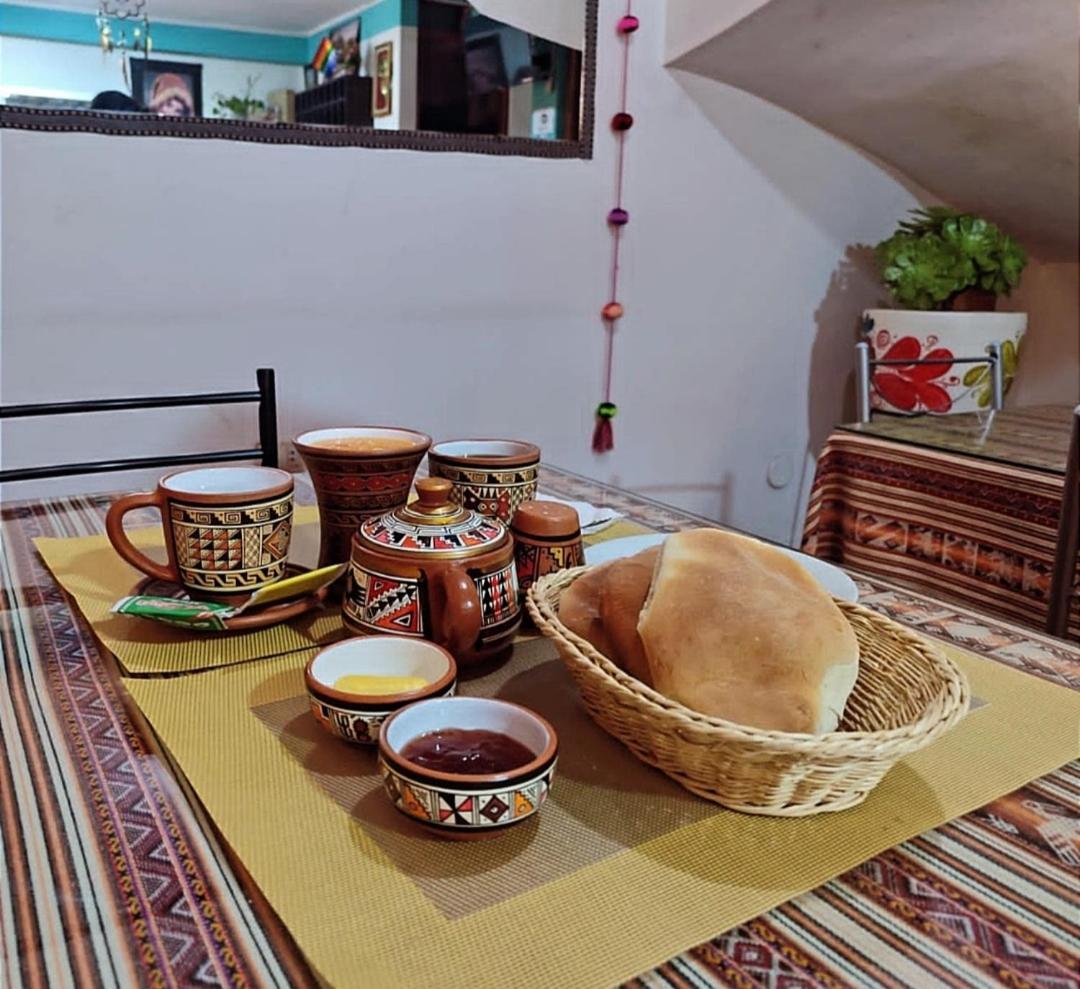 Hospedaje Qoricha'Skas Cuzco Zewnętrze zdjęcie